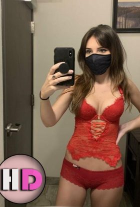 Playful Girlfriend Experience with Emily