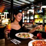 Sugar baby on a dinner date